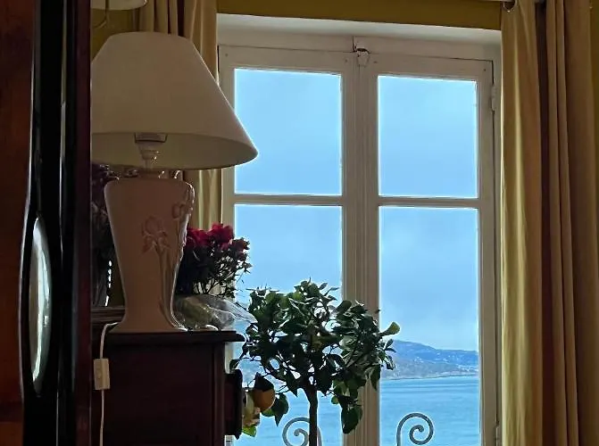 Menton1974 아파트