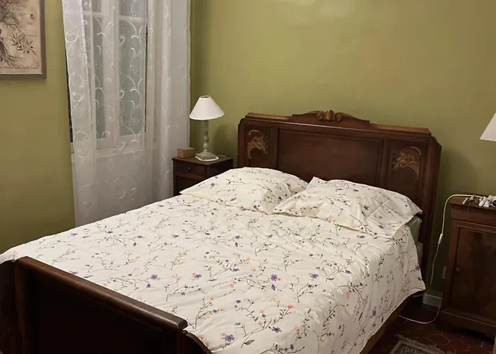 Menton1974 Apartmán *