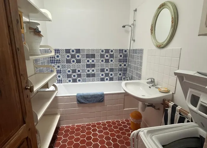 Menton1974 Διαμέρισμα *